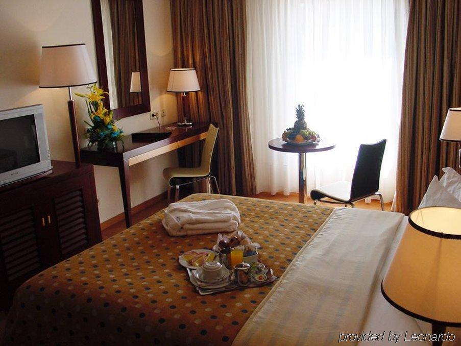 Vip Executive Santa Iria Hotel Santa Iria de Azoia Ngoại thất bức ảnh