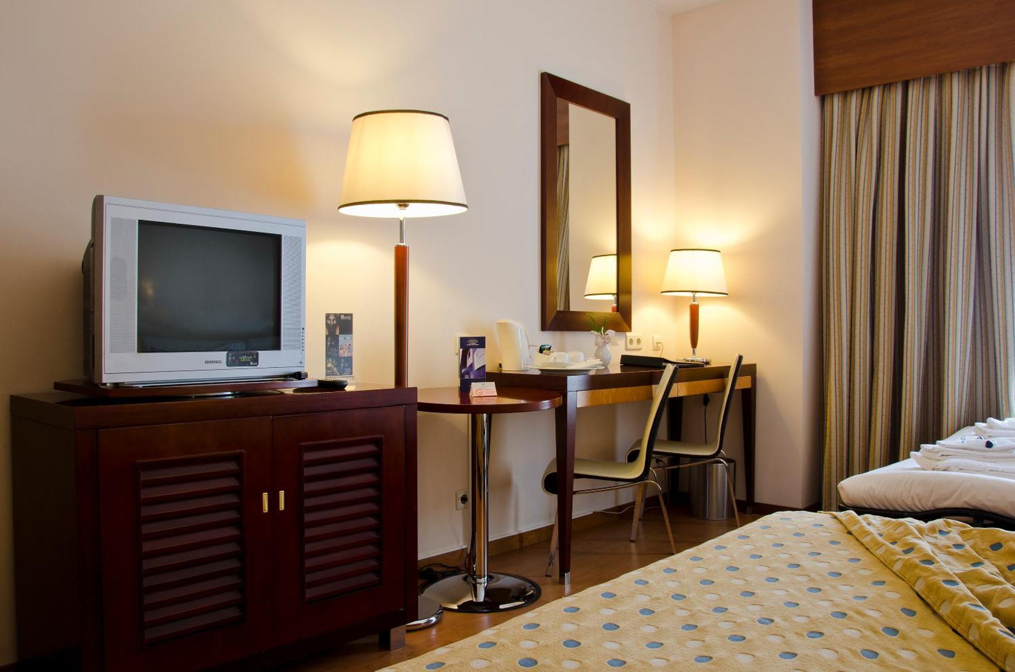 Vip Executive Santa Iria Hotel Santa Iria de Azoia Ngoại thất bức ảnh